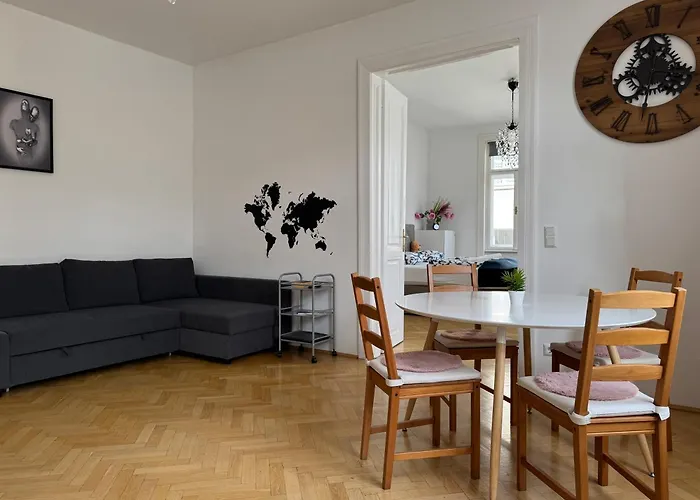 Cozy Apartment Near Schoenbrunn 17